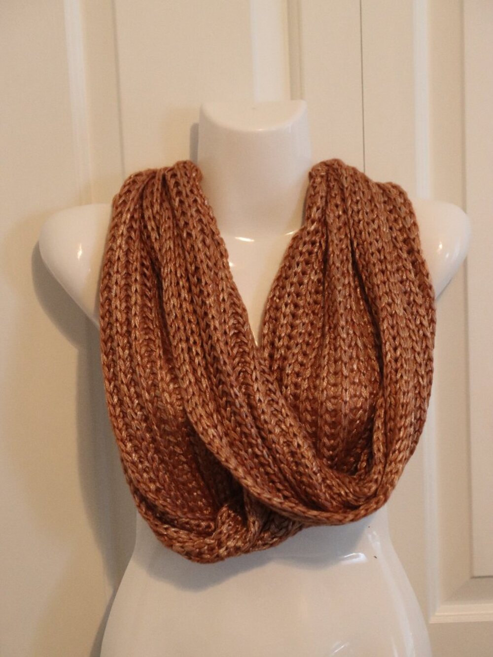 Apana Pajani Copper-Colored Infinity Scarf Chunky Knit New With Tags